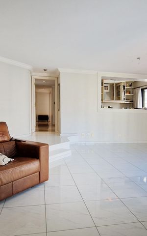 Apartamento à venda com 184m², 4 quartos e 3 vagas