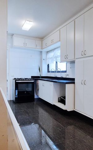 Apartamento à venda com 184m², 4 quartos e 3 vagas