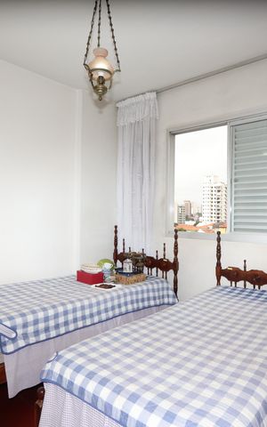 Apartamento à venda com 110m², 3 quartos e 2 vagasQuarto 2