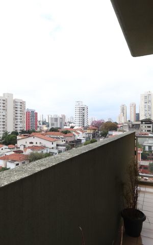 Apartamento à venda com 110m², 3 quartos e 2 vagasVaranda