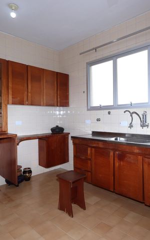 Apartamento à venda com 110m², 3 quartos e 2 vagasCozinha
