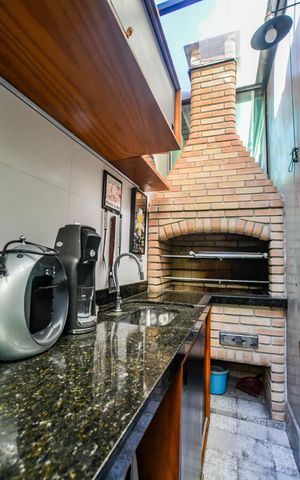 Casa de condomínio à venda com 138m², 3 quartos e 2 vagas Casa de condomínio à venda com 138m², 3 quartos e 2 vagasÁrea gourmet