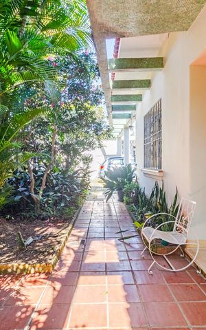 Casa à venda com 350m², 3 quartos e 5 vagasQuintal