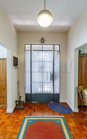 Casa à venda com 350m², 3 quartos e 5 vagasSala