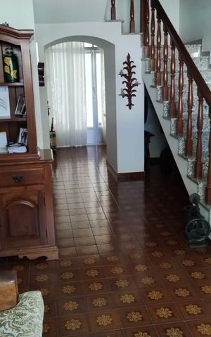 Casa à venda com 519m², 5 quartos e 5 vagas