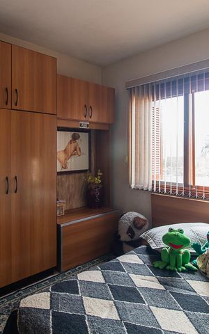 Casa de condomínio à venda com 197m², 3 quartos e 3 vagasQuarto 2