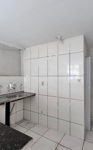 Casa à venda com 30m², 1 quarto e sem vaga Casa à venda com 30m², 1 quarto e sem vagaSala