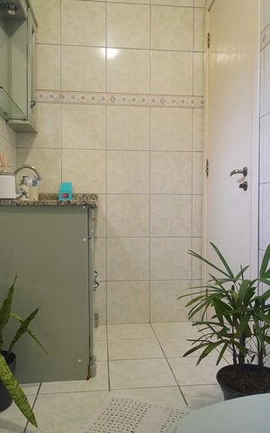 Casa à venda com 264m², 3 quartos e 3 vagasBanheiro 2