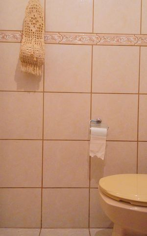 Casa à venda com 264m², 3 quartos e 3 vagasBanheiro 1