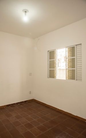 Casa para alugar com 140m², 2 quartos e 1 vagaQuarto 1