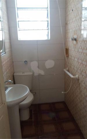 Casa de condomínio à venda com 217m², 1 quarto e sem vaga