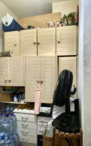 Apartamento à venda com 234m², 4 quartos e 1 vaga Apartamento à venda com 234m², 4 quartos e 1 vagaQuarto de Serviço