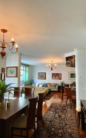 Apartamento à venda com 234m², 4 quartos e 1 vaga Apartamento à venda com 234m², 4 quartos e 1 vagaSala