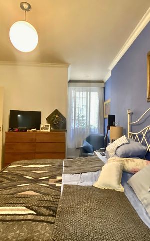 Apartamento à venda com 234m², 4 quartos e 1 vaga Apartamento à venda com 234m², 4 quartos e 1 vagaSuíte