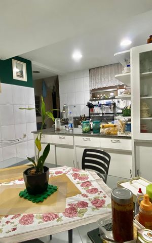 Apartamento à venda com 234m², 4 quartos e 1 vaga Apartamento à venda com 234m², 4 quartos e 1 vagaCozinha