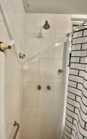 Apartamento à venda com 234m², 4 quartos e 1 vaga Apartamento à venda com 234m², 4 quartos e 1 vagaBanheiro da Suíte