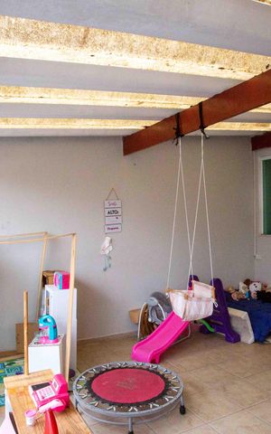 Casa à venda com 125m², 4 quartos e 1 vagaVaranda