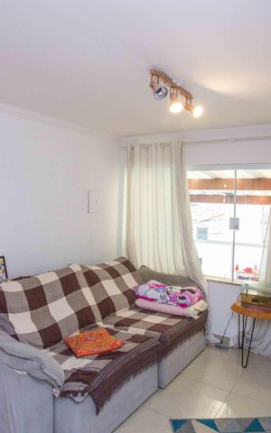 Casa à venda com 125m², 4 quartos e 1 vagaSala de TV
