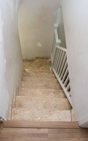 Casa à venda com 125m², 4 quartos e 1 vagaCorredor