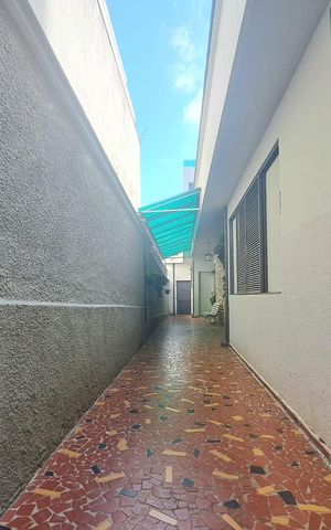 Casa à venda com 360m², 4 quartos e 4 vagasÁrea Externa
