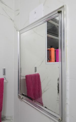 Casa à venda com 170m², 4 quartos e 2 vagasBanheiro de Serviço