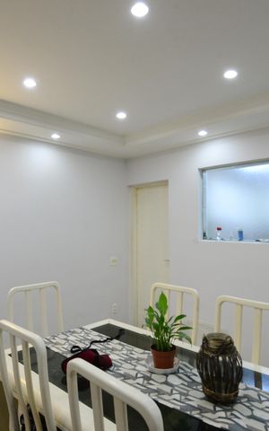 Casa à venda com 170m², 4 quartos e 2 vagasSala
