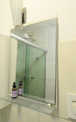 Casa à venda com 170m², 4 quartos e 2 vagasBanheiro de Serviço