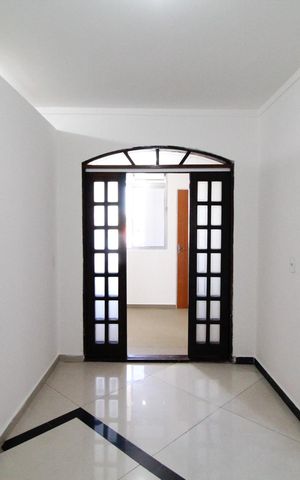 Casa à venda com 504m², 12 quartos e 3 vagas Casa à venda com 504m², 12 quartos e 3 vagasSuíte