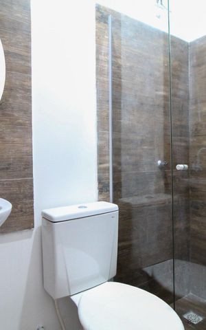 Casa à venda com 504m², 12 quartos e 3 vagas Casa à venda com 504m², 12 quartos e 3 vagasBanheiro da Suíte