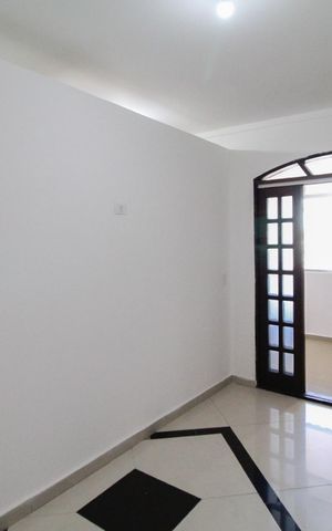Casa à venda com 504m², 12 quartos e 3 vagas Casa à venda com 504m², 12 quartos e 3 vagasSuíte