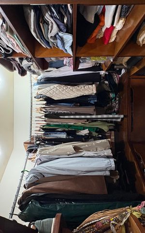 Apartamento à venda com 105m², 3 quartos e 2 vagas Apartamento à venda com 105m², 3 quartos e 2 vagasCloset da suíte