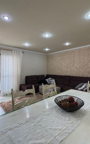 Apartamento à venda com 105m², 3 quartos e 2 vagas Apartamento à venda com 105m², 3 quartos e 2 vagasSala