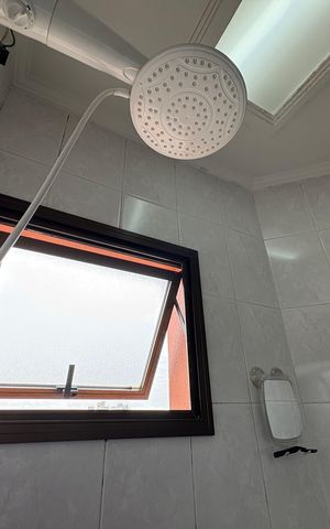 Apartamento à venda com 105m², 3 quartos e 2 vagas Apartamento à venda com 105m², 3 quartos e 2 vagasBanheiro da Suíte