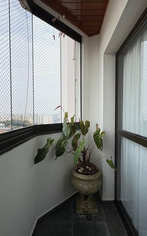 Apartamento à venda com 105m², 3 quartos e 2 vagas Apartamento à venda com 105m², 3 quartos e 2 vagasSacada