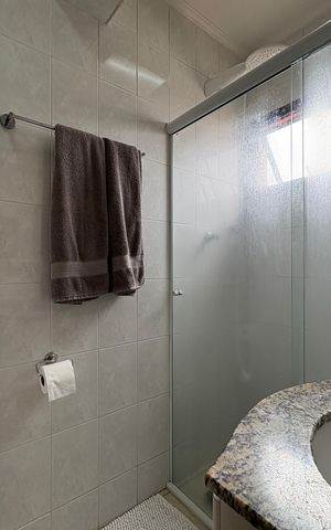 Apartamento à venda com 105m², 3 quartos e 2 vagas Apartamento à venda com 105m², 3 quartos e 2 vagasBanheiro da Suíte
