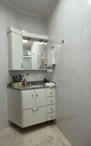 Apartamento à venda com 105m², 3 quartos e 2 vagas Apartamento à venda com 105m², 3 quartos e 2 vagasBanheiro