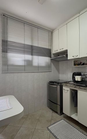 Apartamento à venda com 105m², 3 quartos e 2 vagas Apartamento à venda com 105m², 3 quartos e 2 vagasCozinha