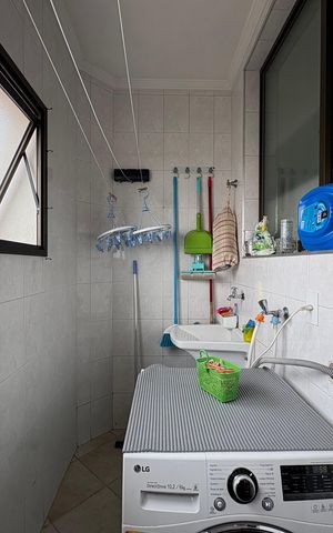 Apartamento à venda com 105m², 3 quartos e 2 vagas Apartamento à venda com 105m², 3 quartos e 2 vagasLavanderia