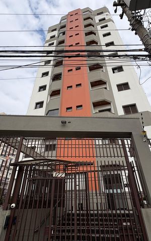Apartamento à venda com 105m², 3 quartos e 2 vagas Apartamento à venda com 105m², 3 quartos e 2 vagasFachada