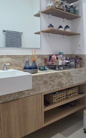 Apartamento à venda com 74m², 2 quartos e 2 vagas Apartamento à venda com 74m², 2 quartos e 2 vagasBanheiro da Suíte