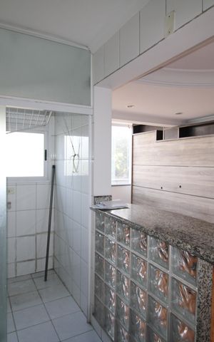 Apartamento à venda com 60m², 3 quartos e sem vagaSala / Cozinha