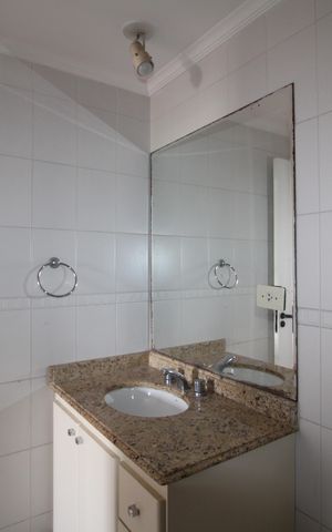 Apartamento à venda com 60m², 3 quartos e sem vagaBanheiro