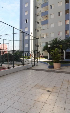 Apartamento à venda com 60m², 3 quartos e sem vagaÁrea comum