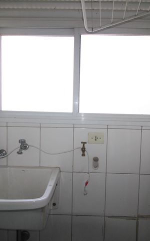 Apartamento à venda com 60m², 3 quartos e sem vagaSala / Cozinha