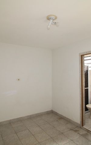 Casa à venda com 70m², 1 quarto e sem vagaQuarto