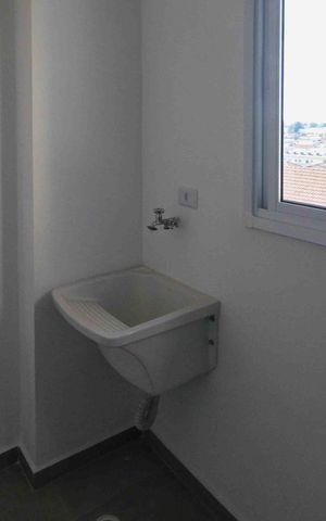 Studio para alugar com 30m², 1 quarto e sem vaga Studio para alugar com 30m², 1 quarto e sem vagaÁrea de Serviço