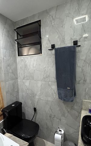 Apartamento para alugar com 90m², 2 quartos e sem vagaBanheiro da Suíte
