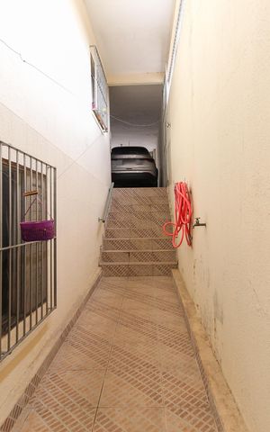 Casa para alugar com 245m², 4 quartos e 3 vagasCorredor Externo