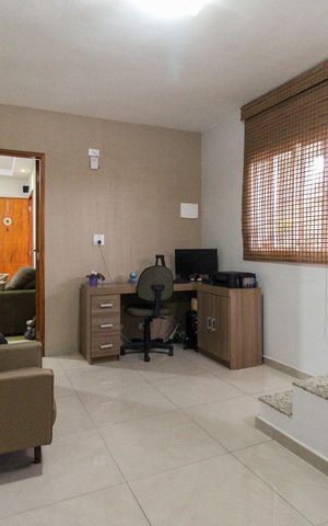 Casa para alugar com 245m², 4 quartos e 3 vagasSala
