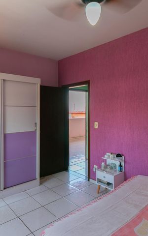 Casa à venda com 360m², 5 quartos e 4 vagas Casa à venda com 360m², 5 quartos e 4 vagasQuarto 2
